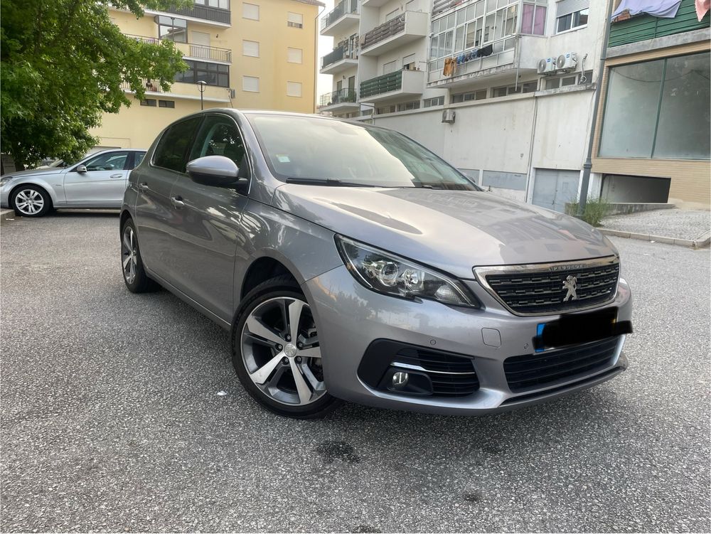 Peugeot 308 - Allure - 1.2 130Cv