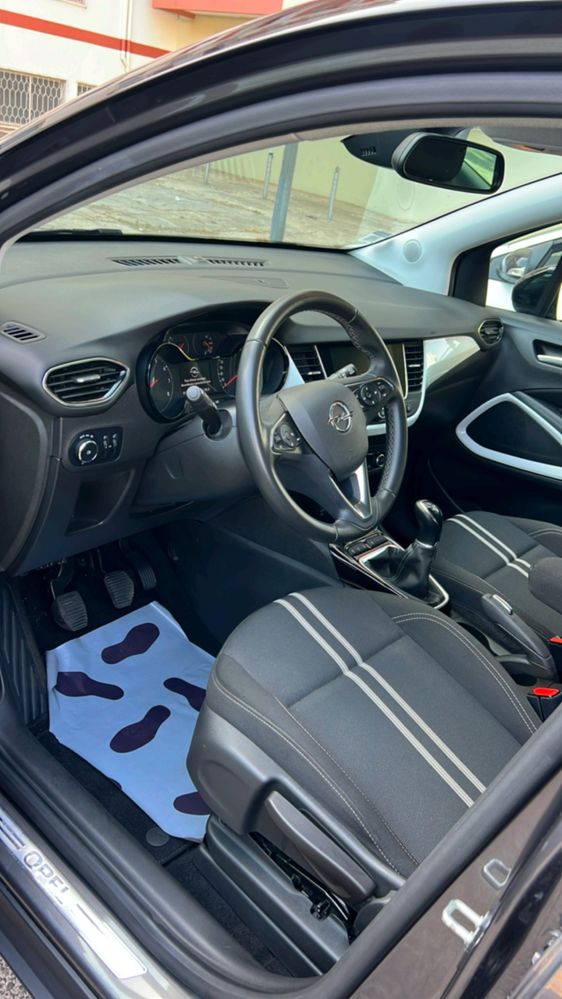 Opel Crossland 1.2 Design & Tech