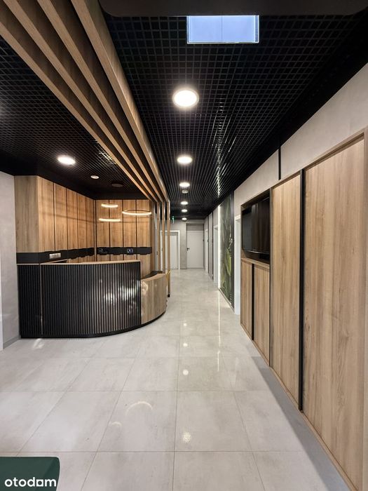 Budynek usługowy - gabinety lekarskie