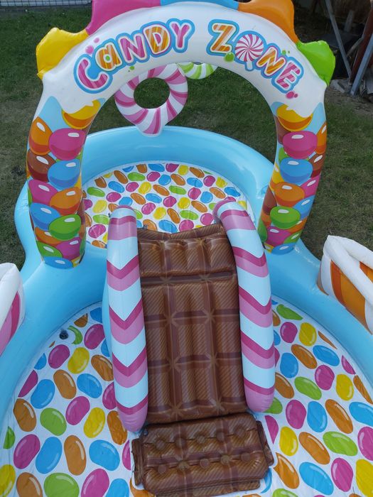 dmuchany plac zabaw Intex „Candy Zone” (Strefa Słodyczy