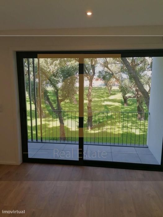 EXCELENTE APARTAMENTO - Cozinha equipada - Ótima localização