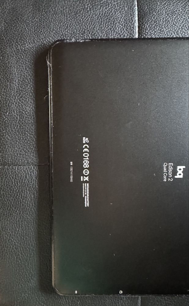 Tablet bom estado, com capa