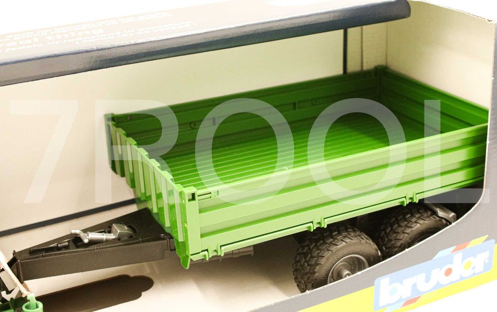 Ciągnik John Deere 5115M z przyczepą – Bruder 2108