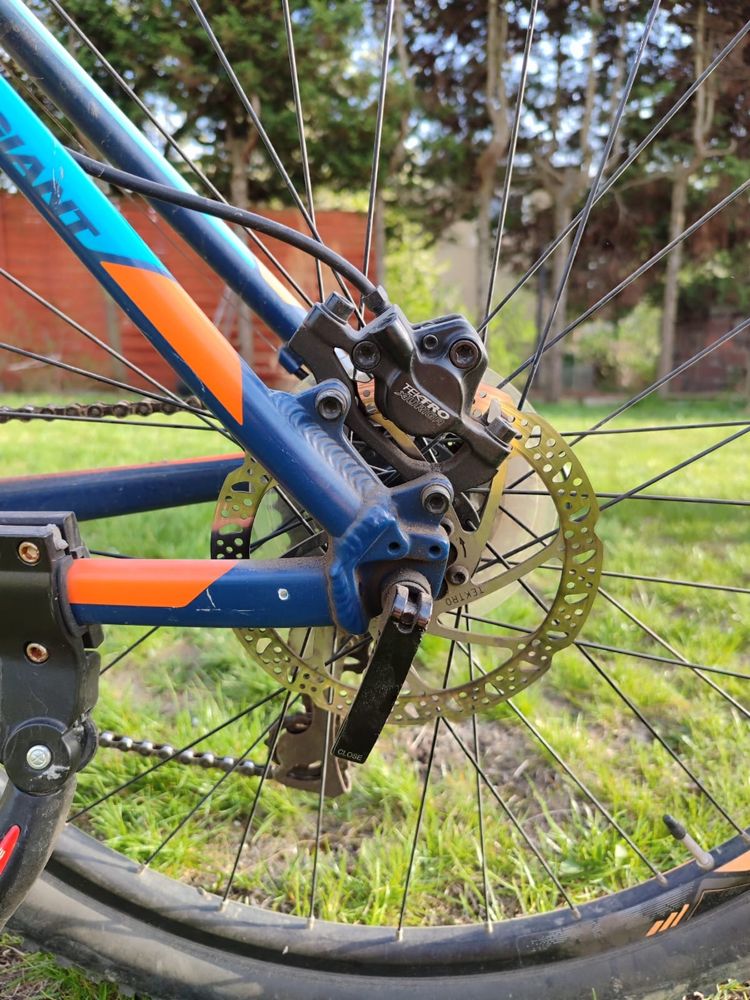 Rower MTB GIANT - Talon 4 plus gratis