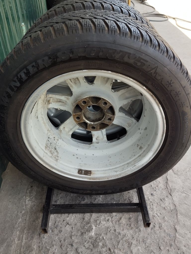 Пара зимових шин Dunlop 225/55/16