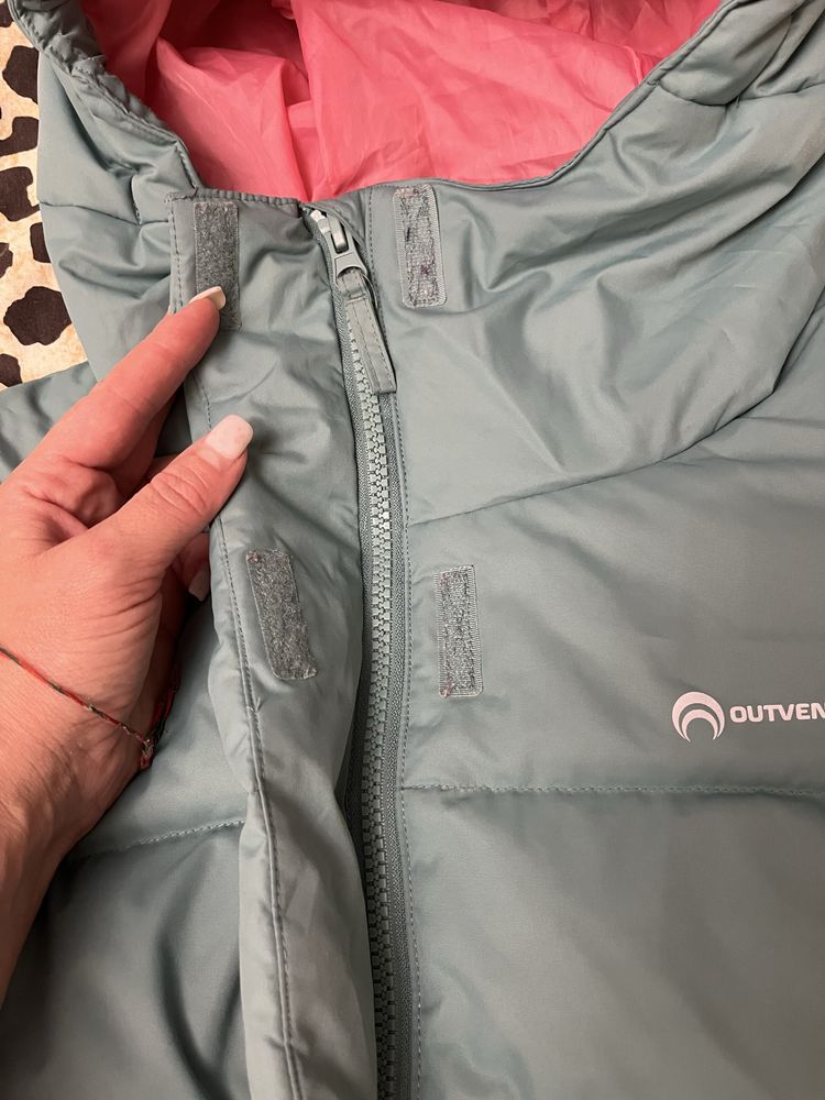 Продам зимову куртку для дівчинки 140-146 outventure