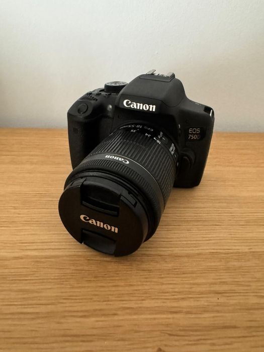 NEGOCIÁVEL - Canon 750D + Extras