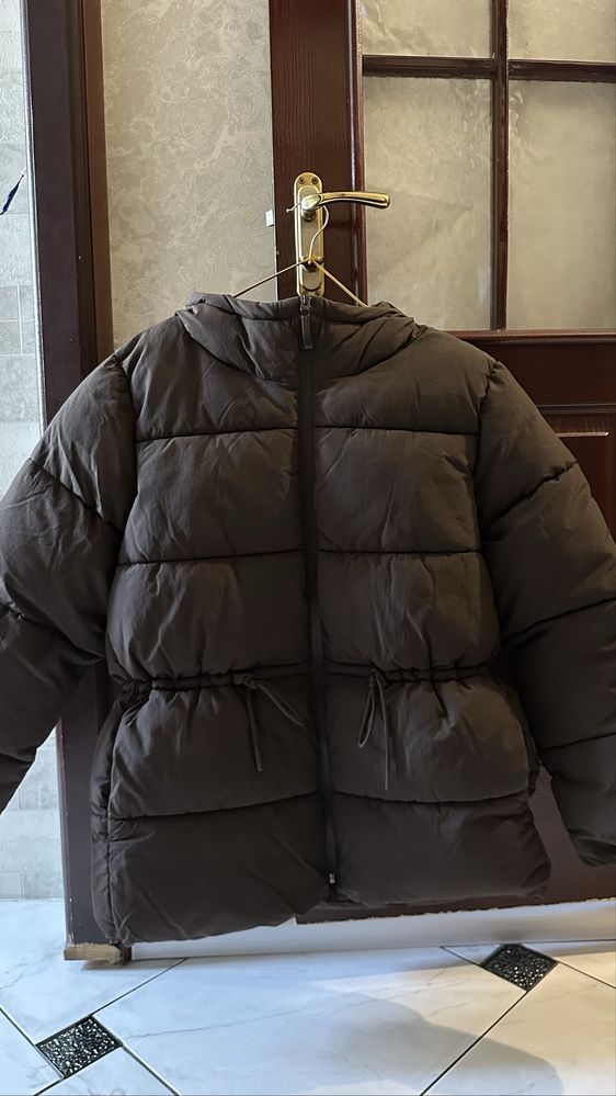 Куртка H&M Нова