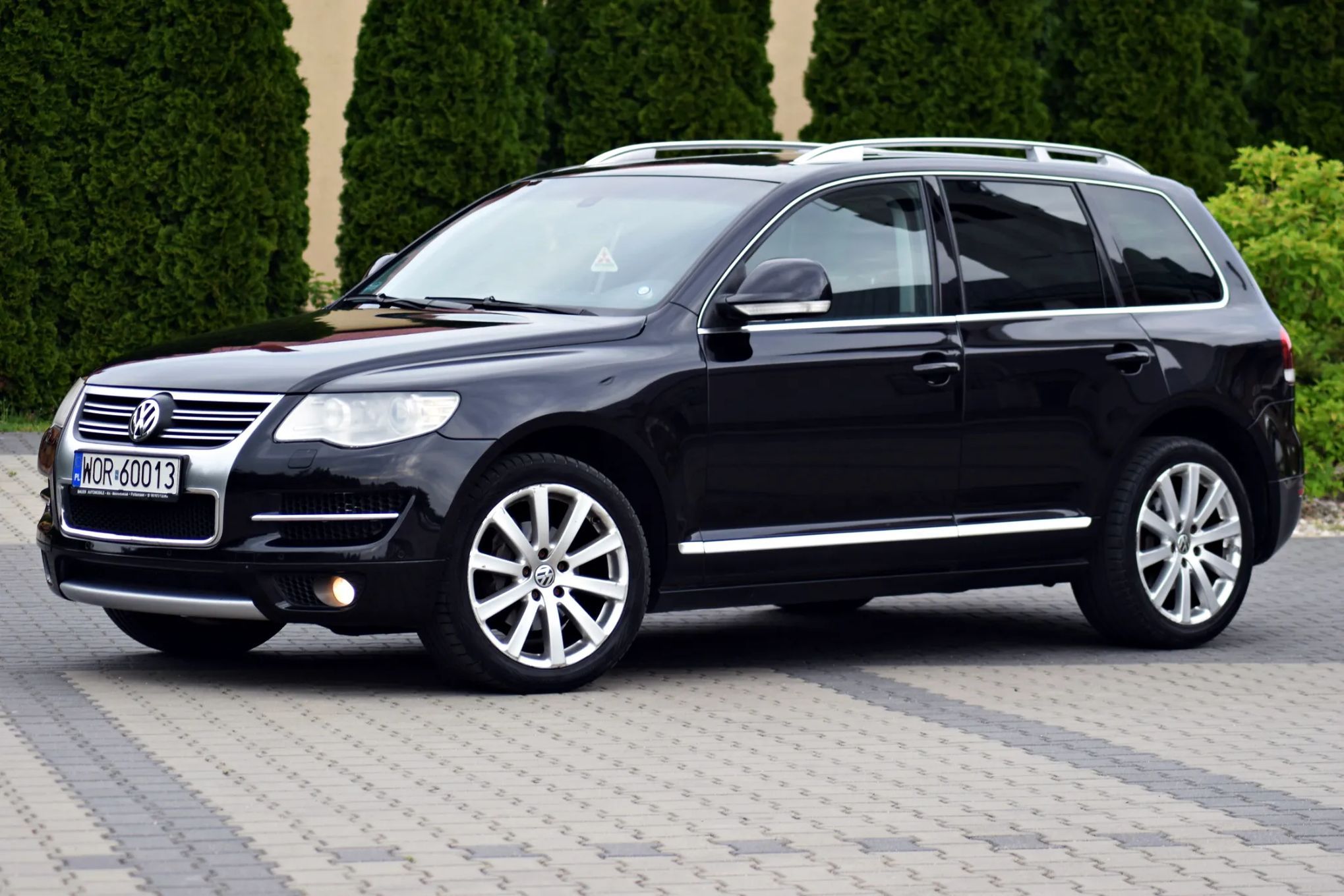 Volkswagen Touareg *R-Line* *Pierwszy właścicielka* *Hak* *Nawigacja*