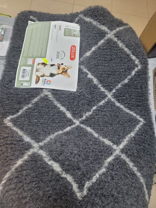 WYPRZEDAŻ!!! Dry bed posłanie izolujące dla psa  50x70 cm