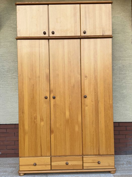 Szafa 3 drzwiowa drewniana sosnowa bieliźniarka przedpokój garderoba