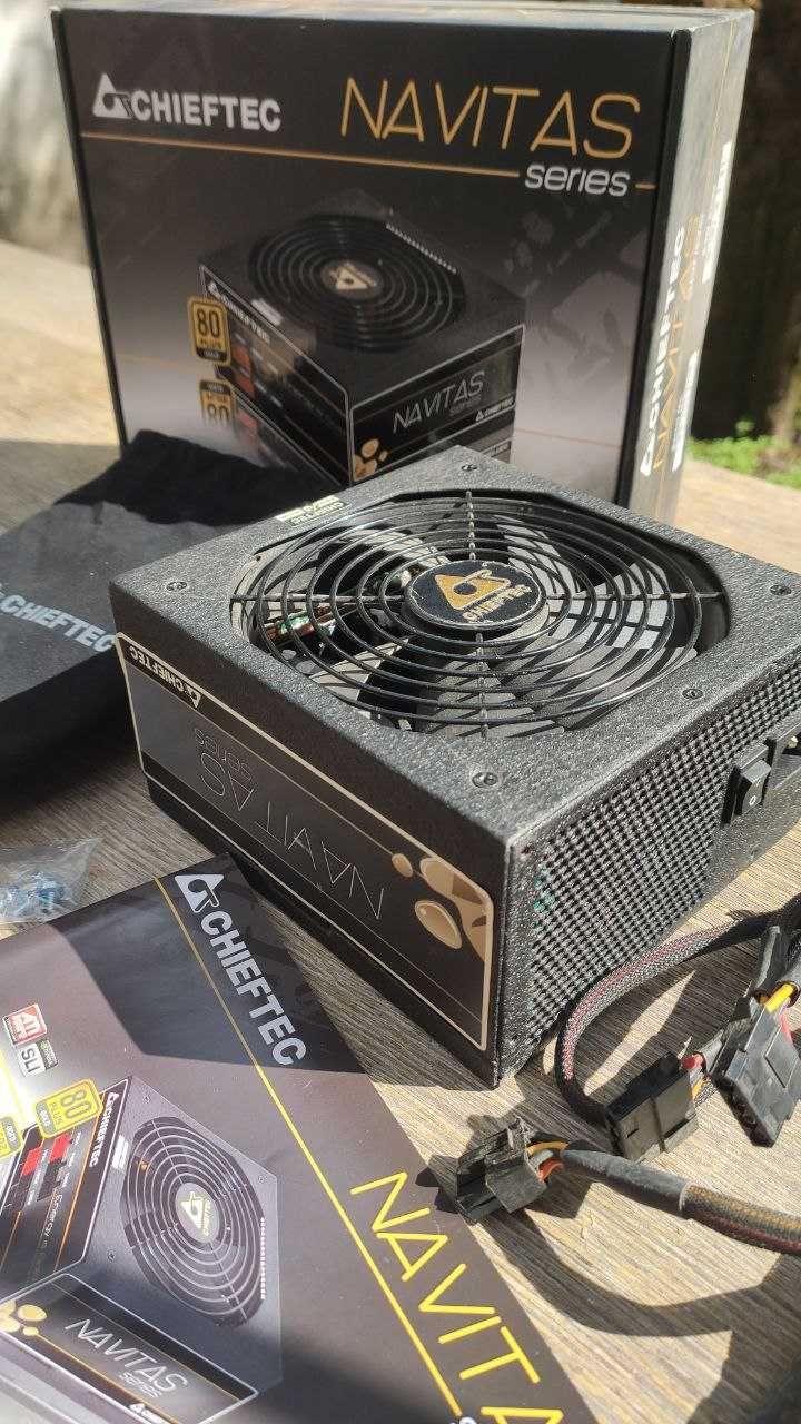 Блок питания 80Plus Gold 1000Вт 1кВт состояние нового Navitas Chieftec