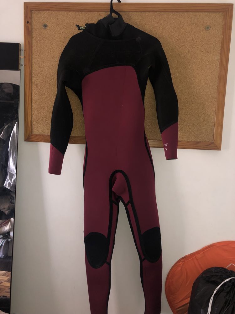 Prancha Surf + Fato + Saco de prancha (conjunto)
