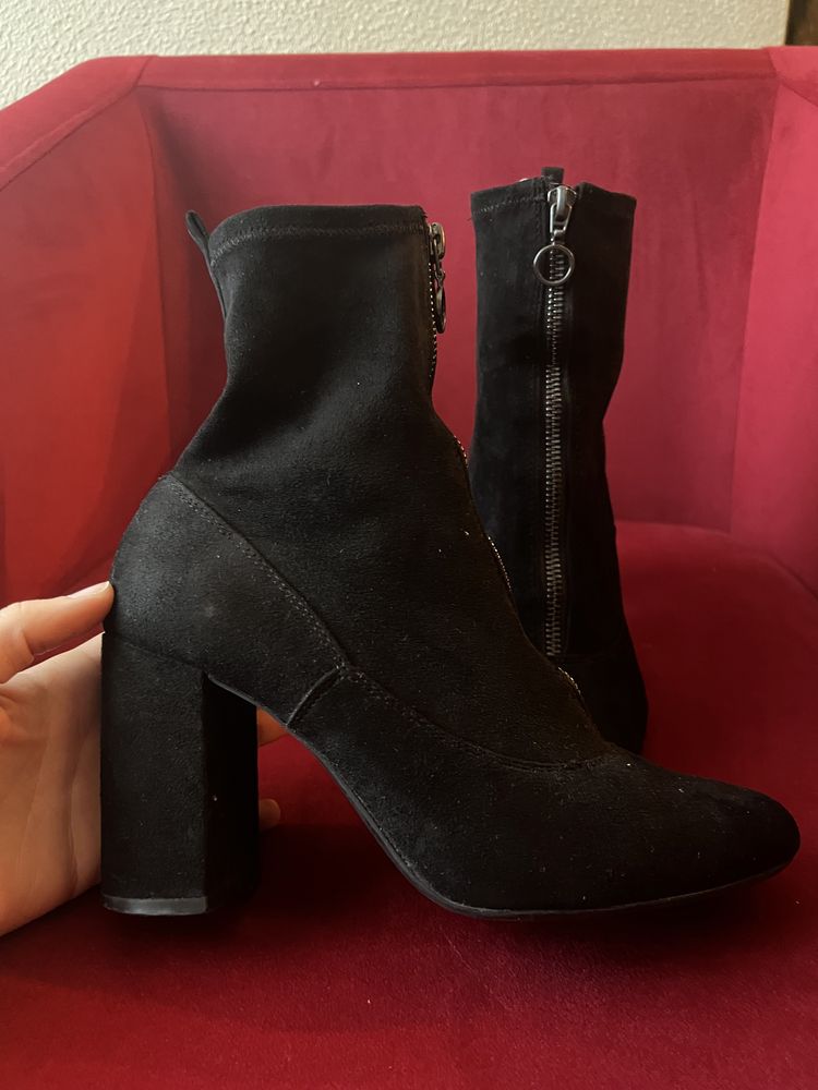 Botins preto 38 bershka