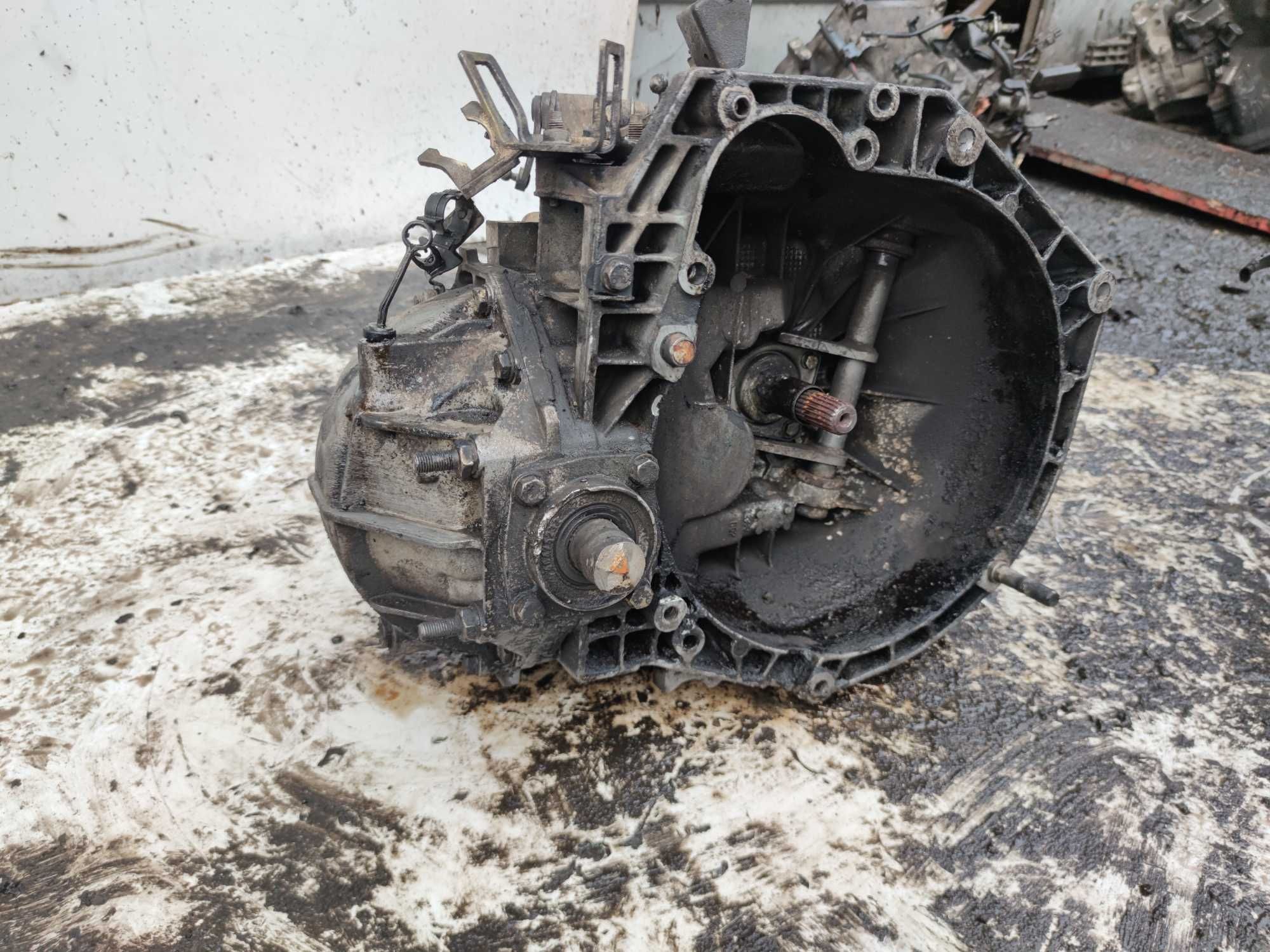 Alfa Romeo 156 Alfa Romeo 166 2.4 JTD Skrzynia Biegów