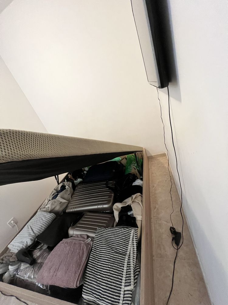 Cama elevatória arrumação