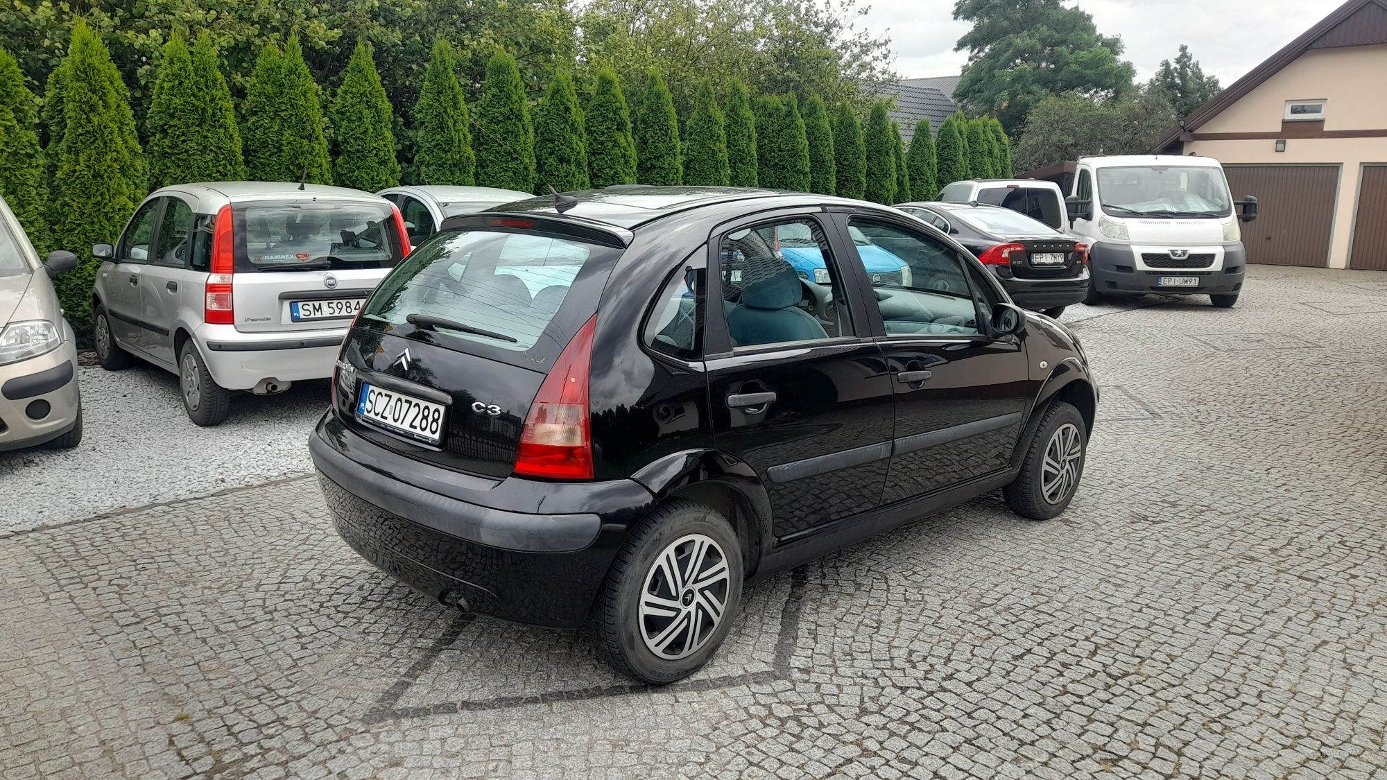 Citroen C3-1.4 benzyna