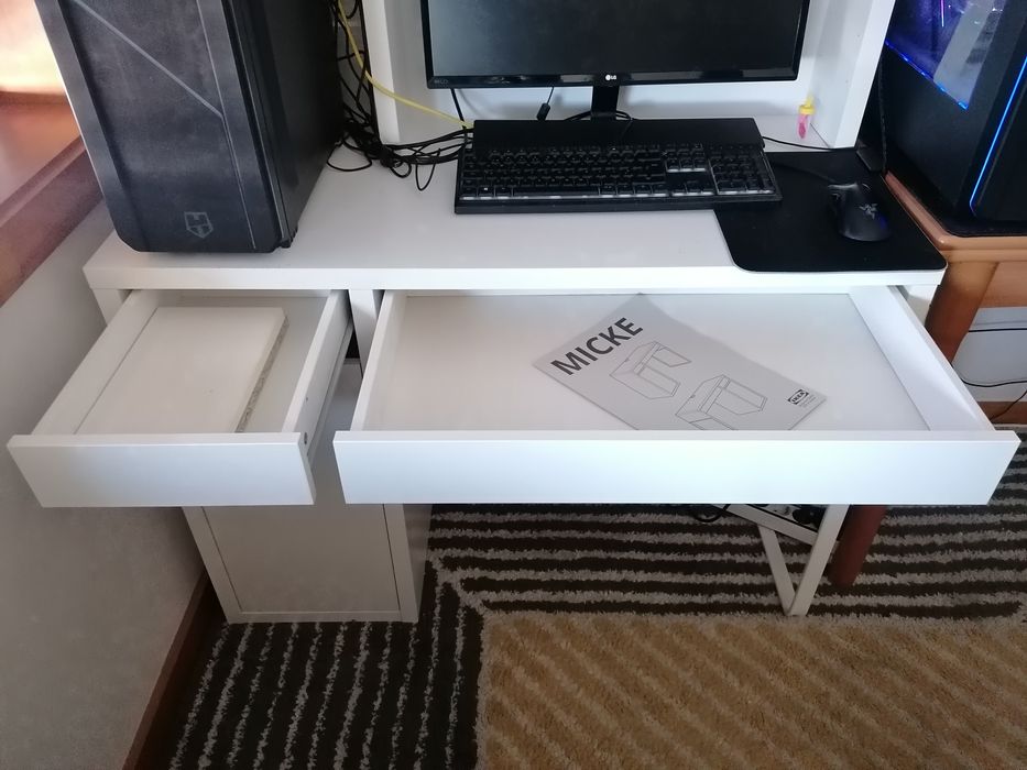 Secretaria micke ikea