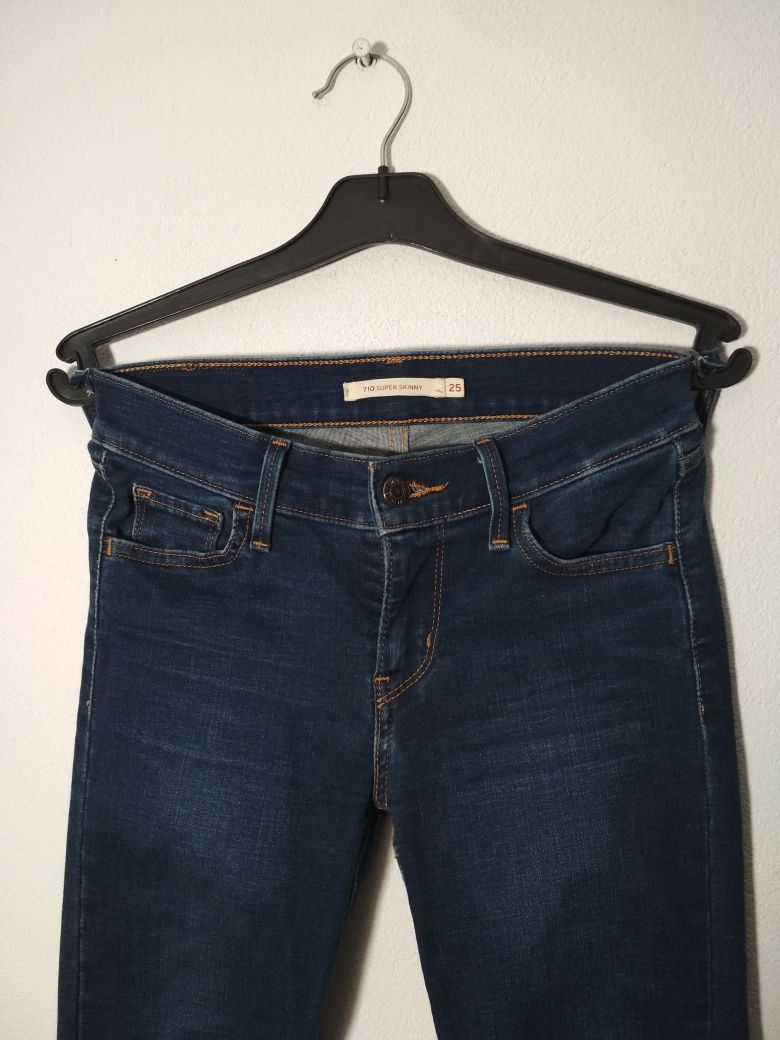 Levi's 710 super skinny jeans spodnie jeansowe dżinsy W25 L32