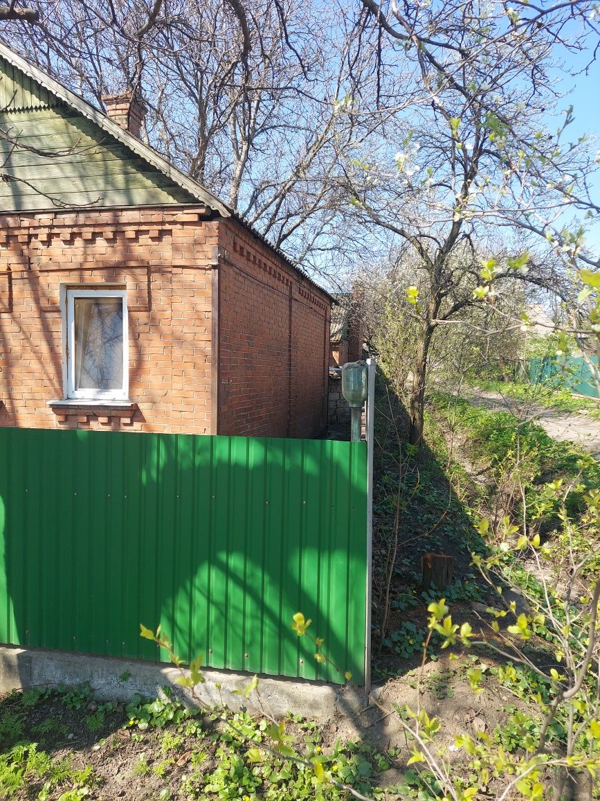 Продам дом Славянск Центр (р-н 20го магазина)