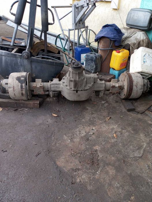 Продам задній мост маз 4370 зубренок