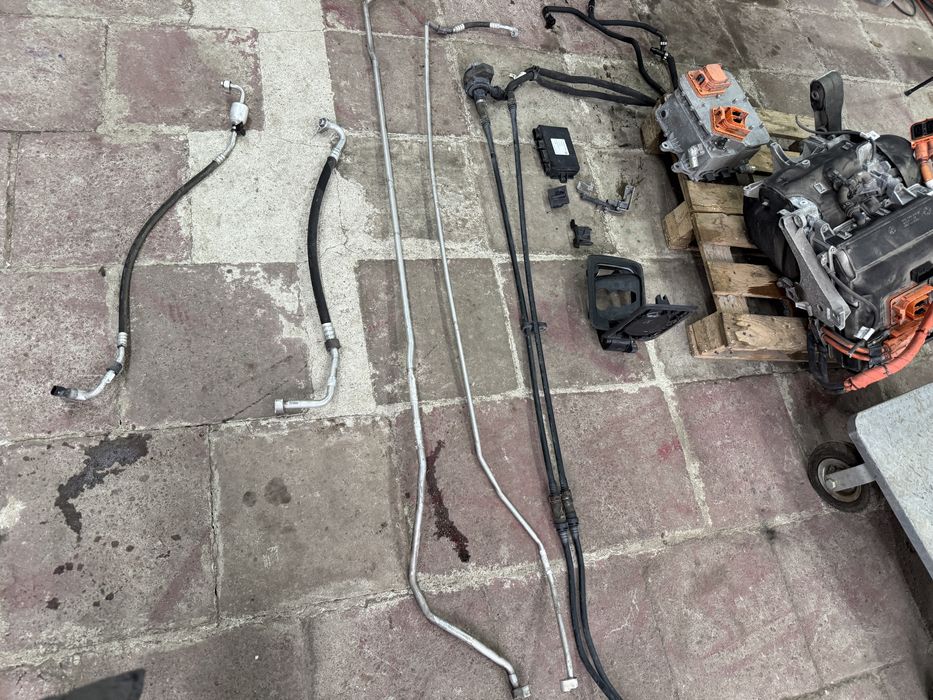 Двигатель BMW i3 2015 пробег 60тыс