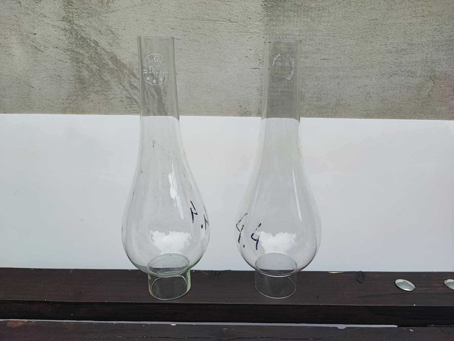 Stary klosz,kominek,śr.44 mm.wys.24,5 cm.sygnowany CRISTAL PATENT