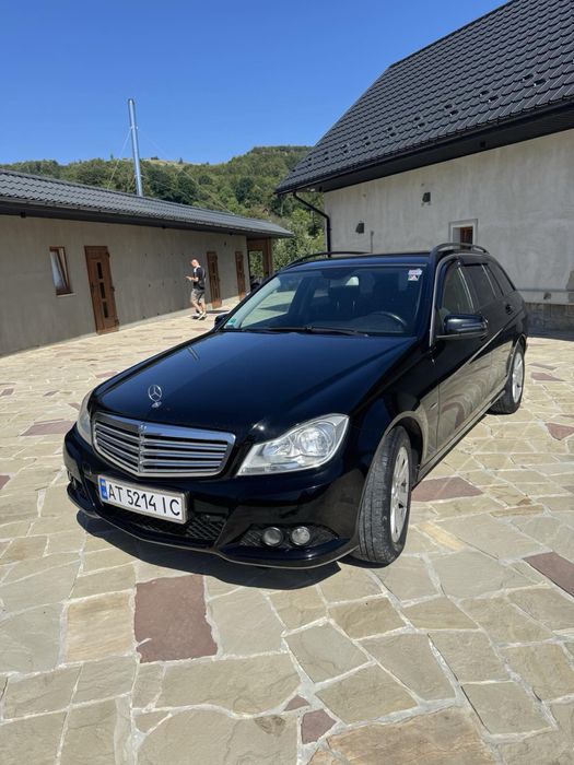 Mercedes-Benz c220