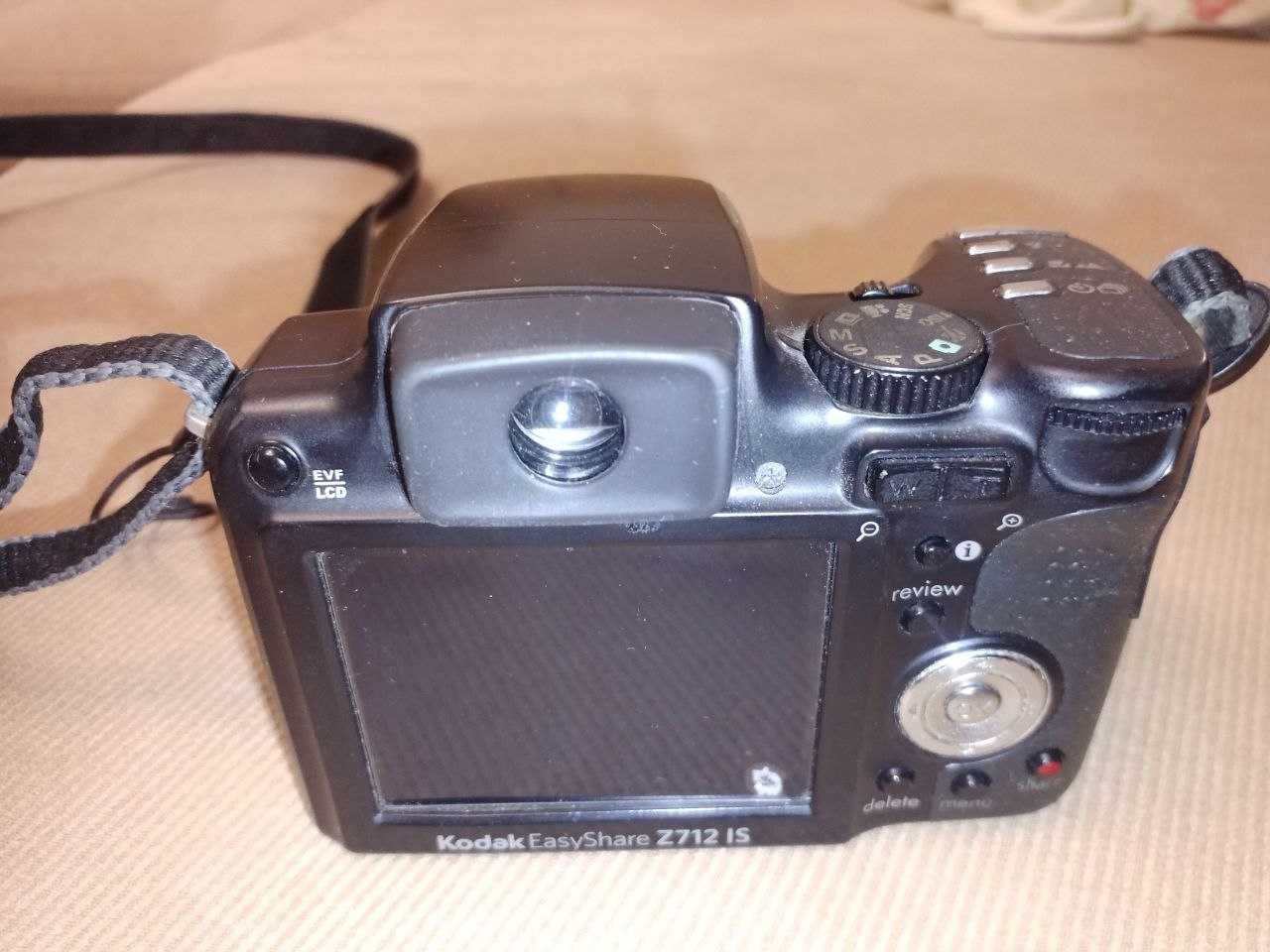 Фотоаппарат Kodak Z712 IS   12-x оптический Zoom+цифровой  7.1 Megapix