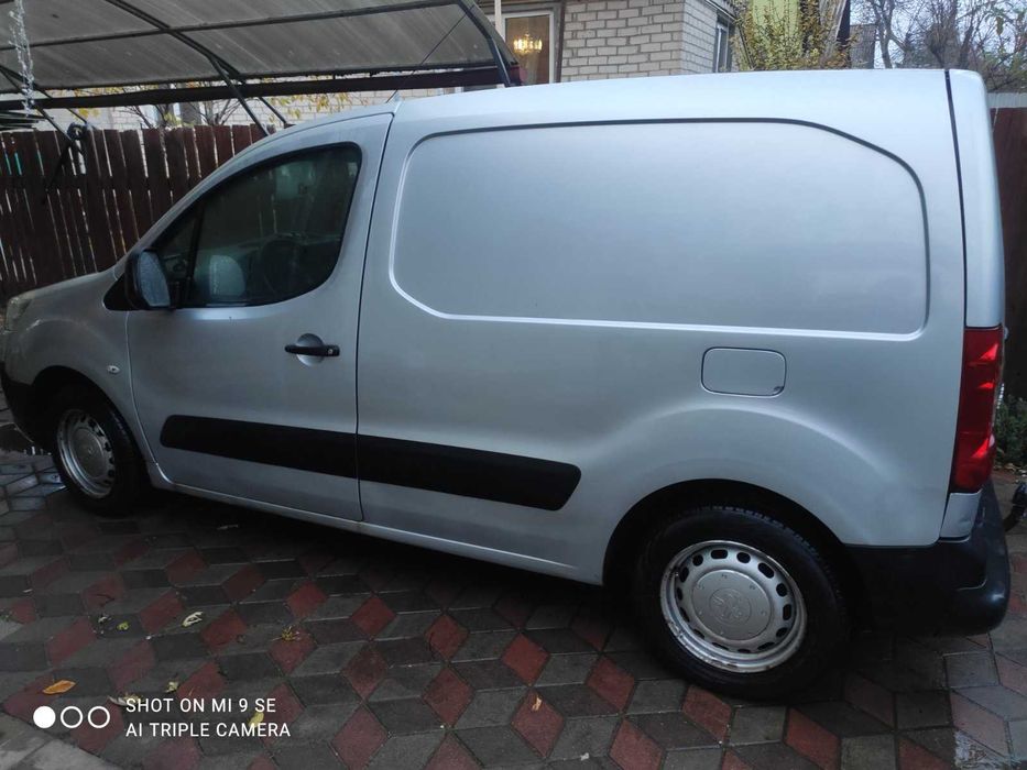 Пежо Партнёр 2011 р.в. груз-пас 1.6диз від власника