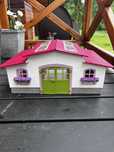 Stajnia stadnina koni Schleich