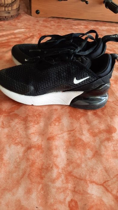 Ténis Nike Air Max 270 menino