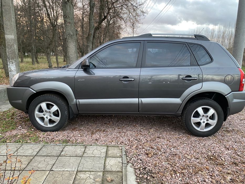 Продам Хундай Туксон