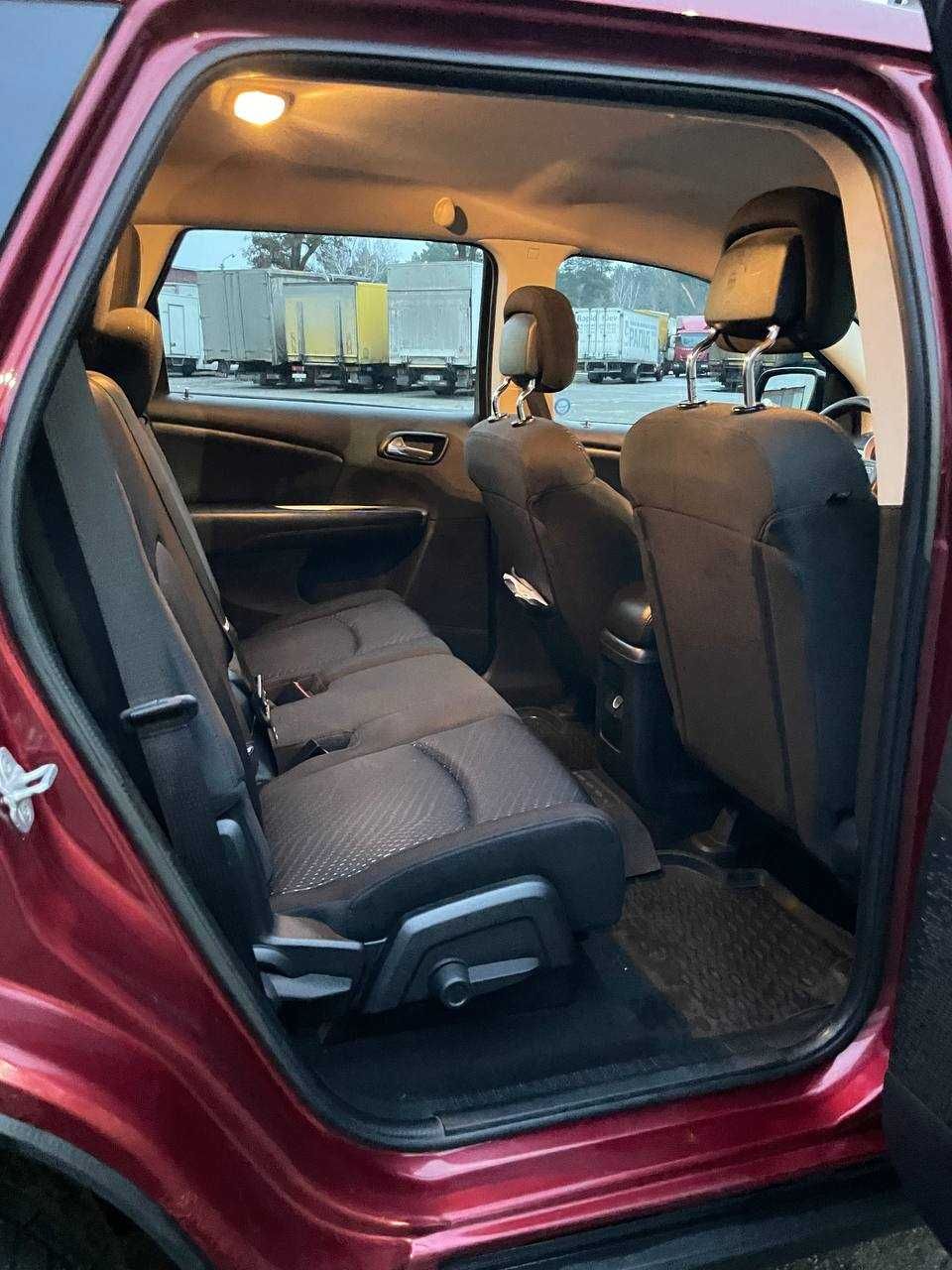 Продам Dodge Journey 2011