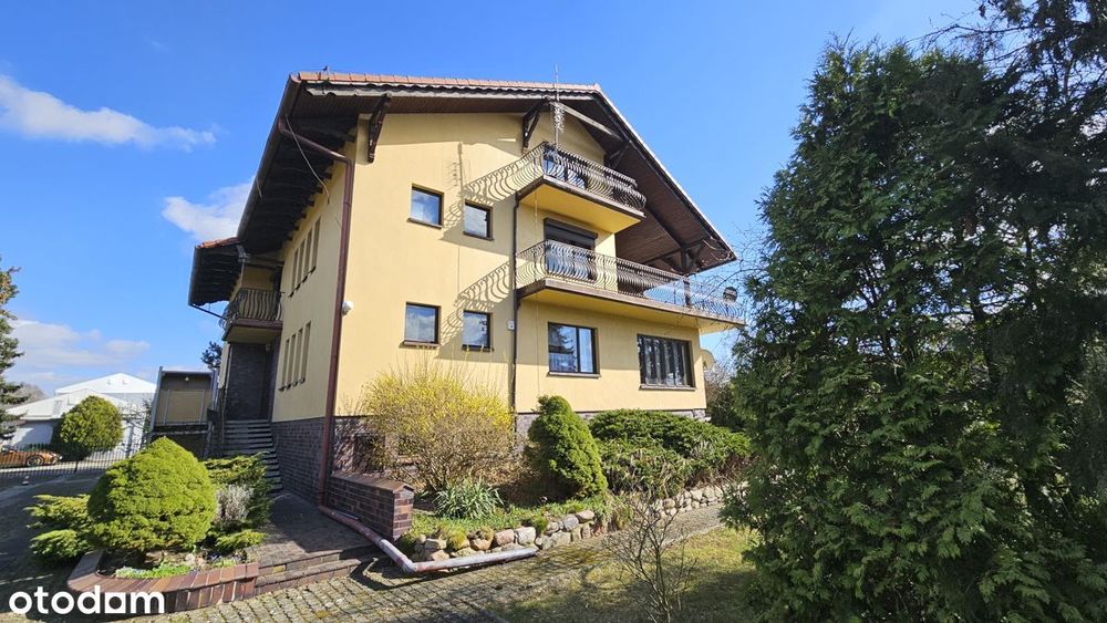 Ekskluzywny dom 700 m² z ogrodem pełnym zieleni