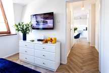 Apartament BIANCO BLU z dużym balkonem.