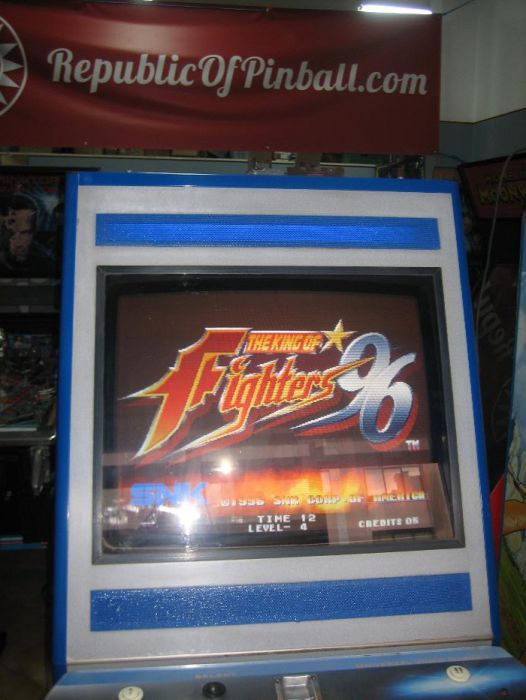 Troco Máquina Arcade com 645 jogos