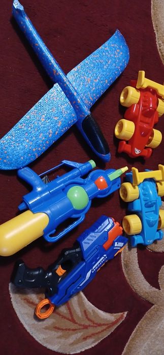 Іграшки для хлопчика