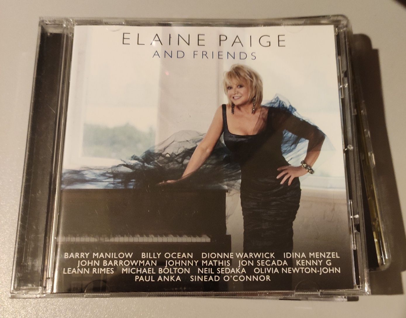 Elaine Paige and Friends. CD