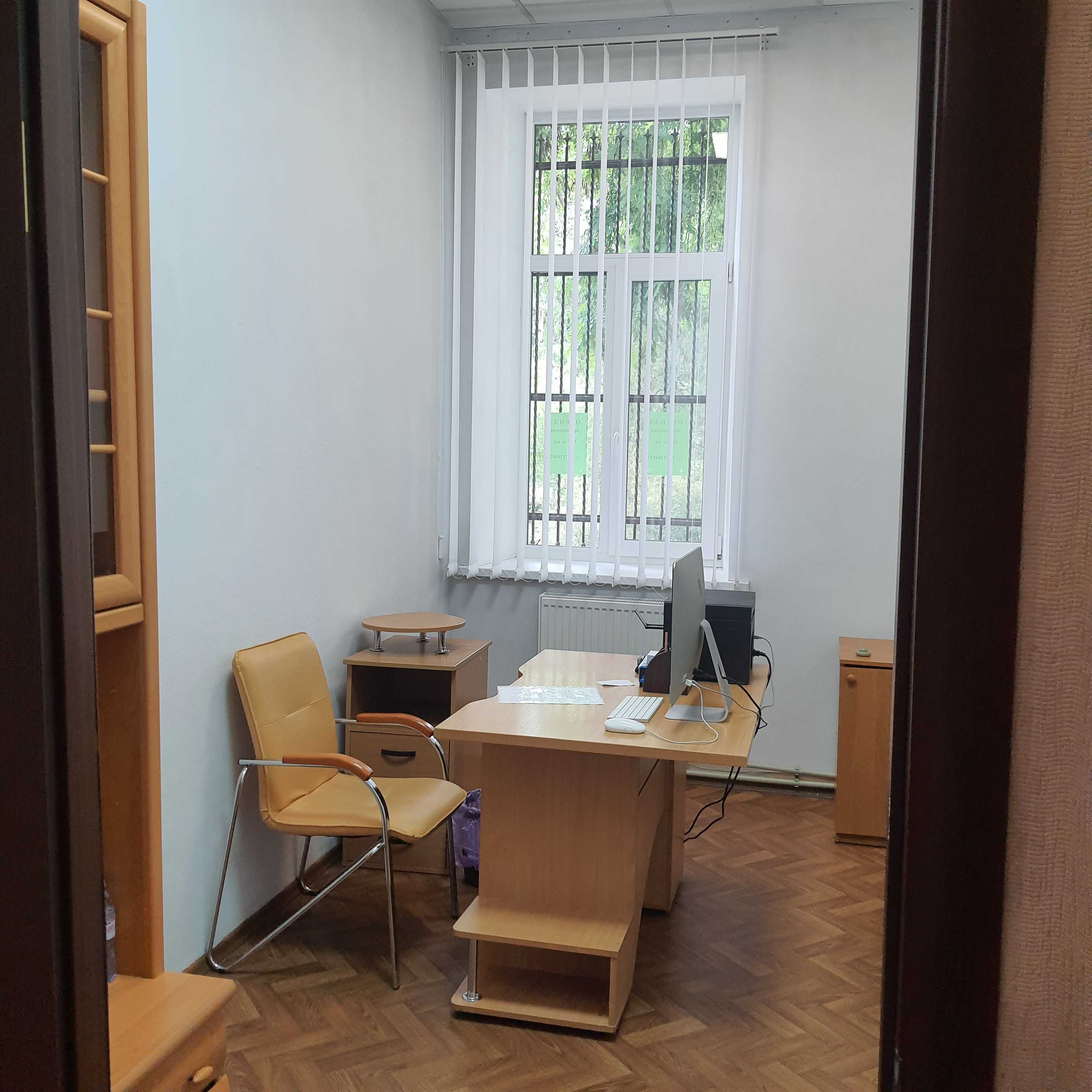 Оренда кабінета 10.2 м. кв., центр м. Самар
