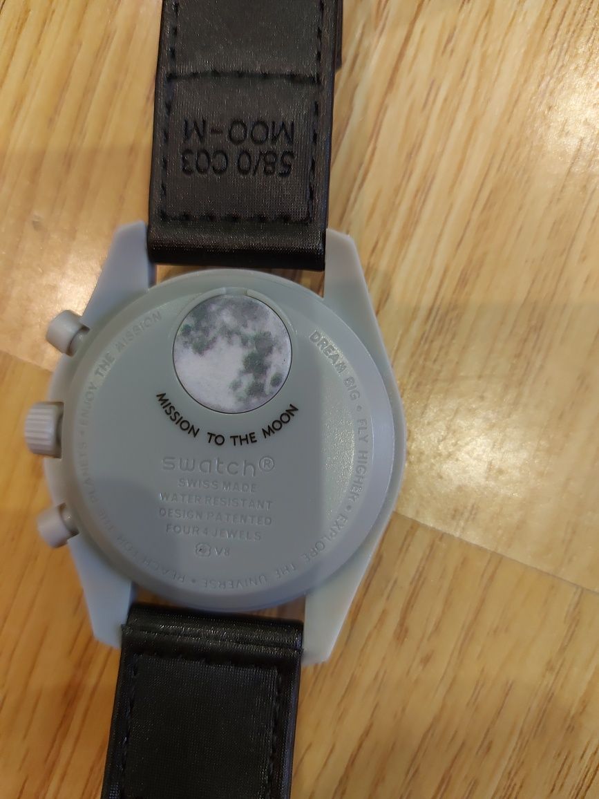 Swatch omega moon