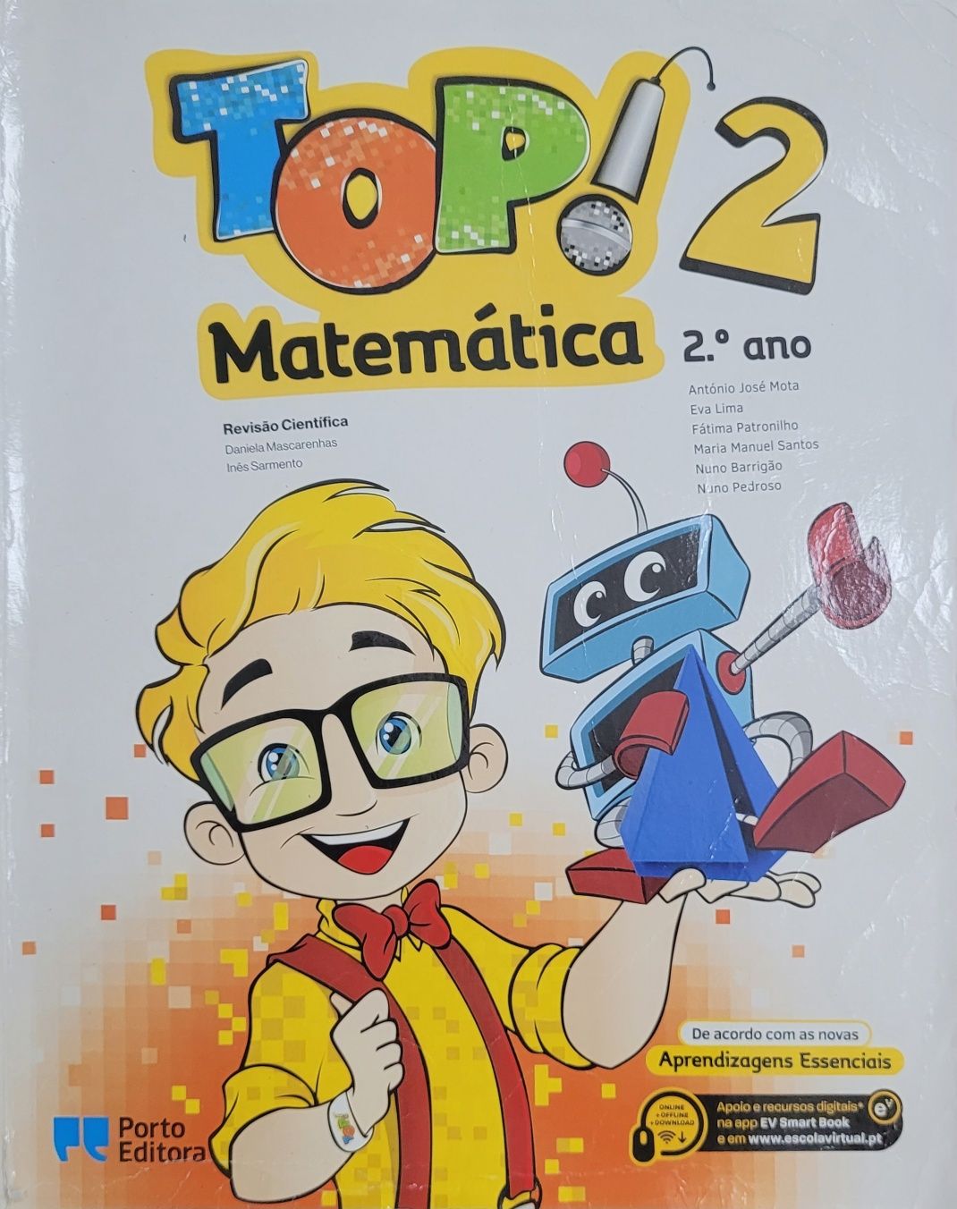 Manuais Top 2 Matemática,  Português e Estudo do Meio 2° ano