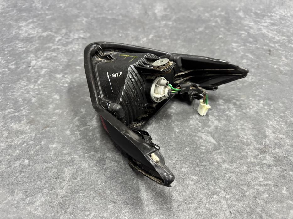 Lampa Honda CBR 125 tył tylna światło reflektor oświetlenie