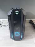 Komputer gamingowy Acer z monitorem