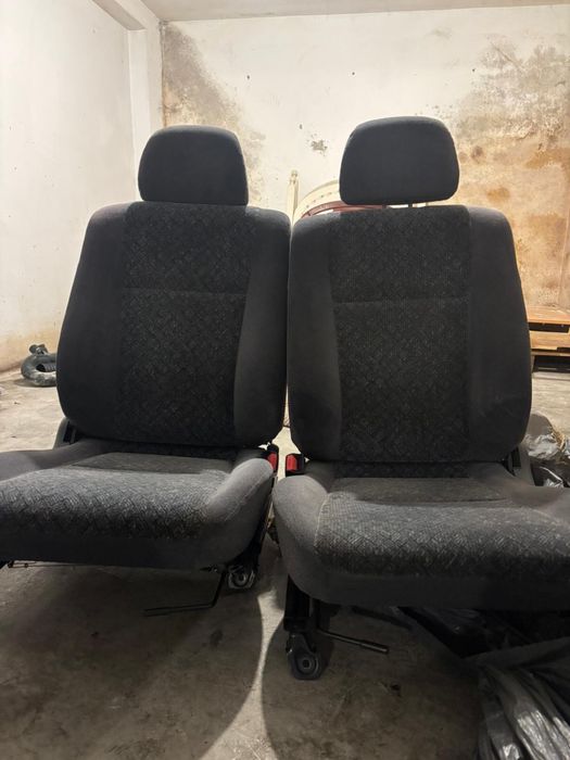 Bancos ej8 como novo