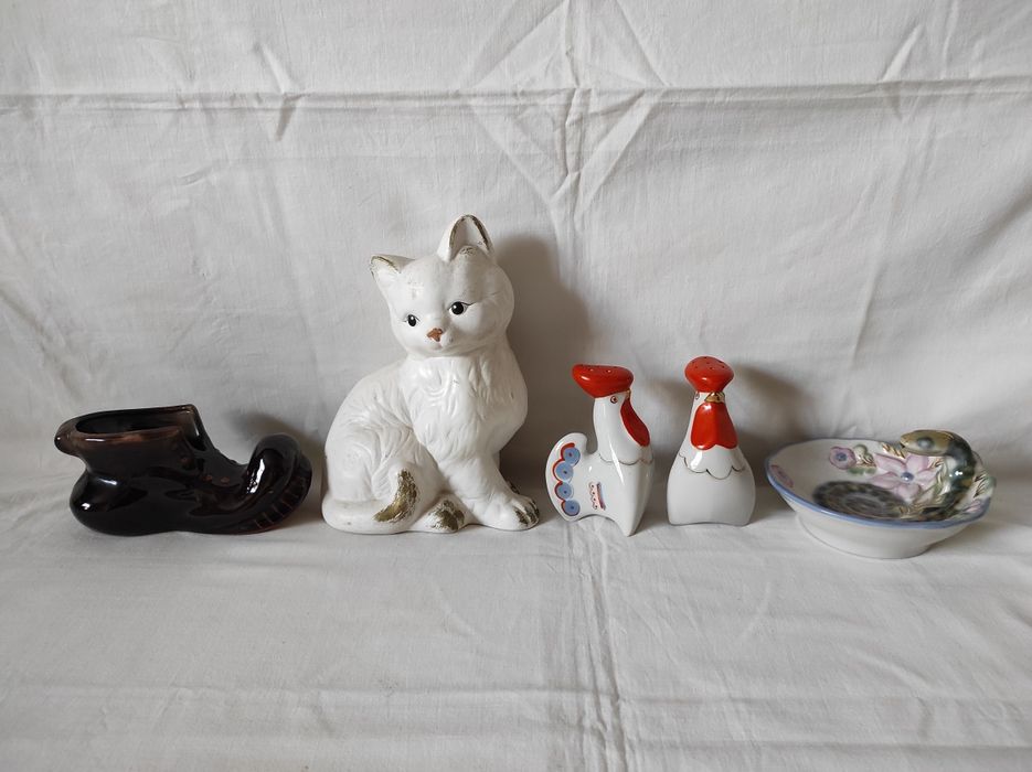 Статуэтки фарфоровые