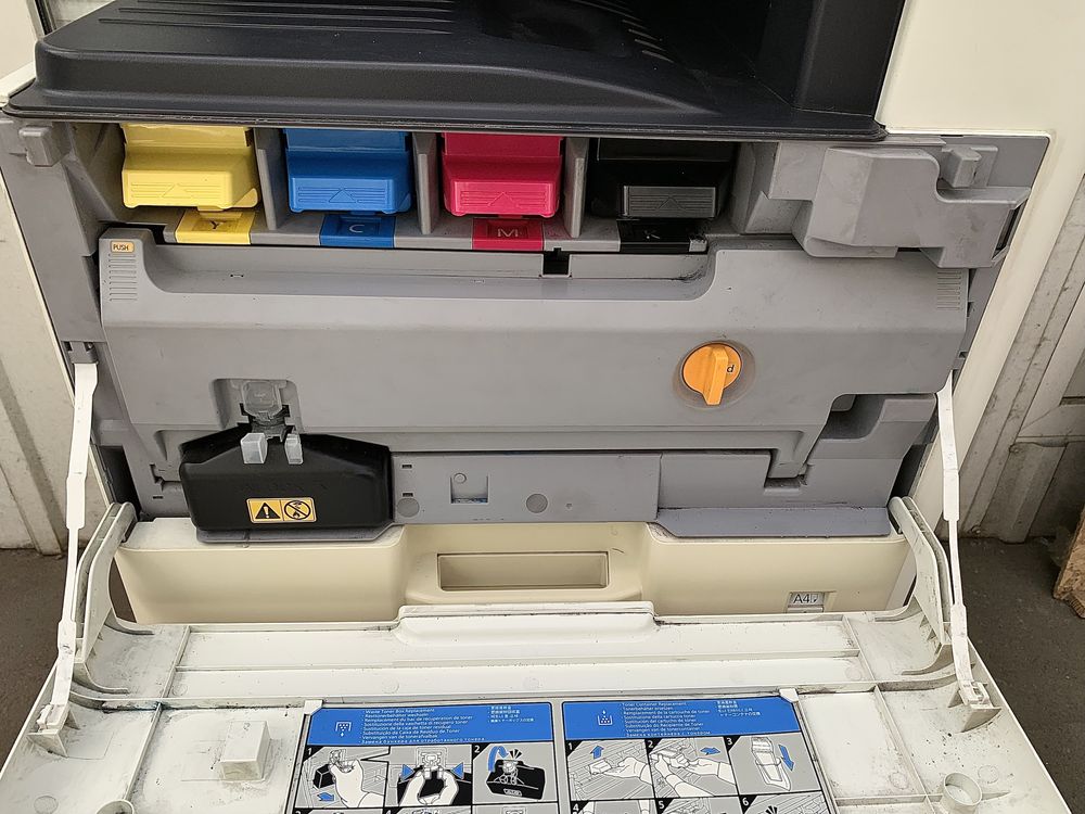 Кольорове БФП A3 принтер копир Kyocera FS-C8025MFP МФУ