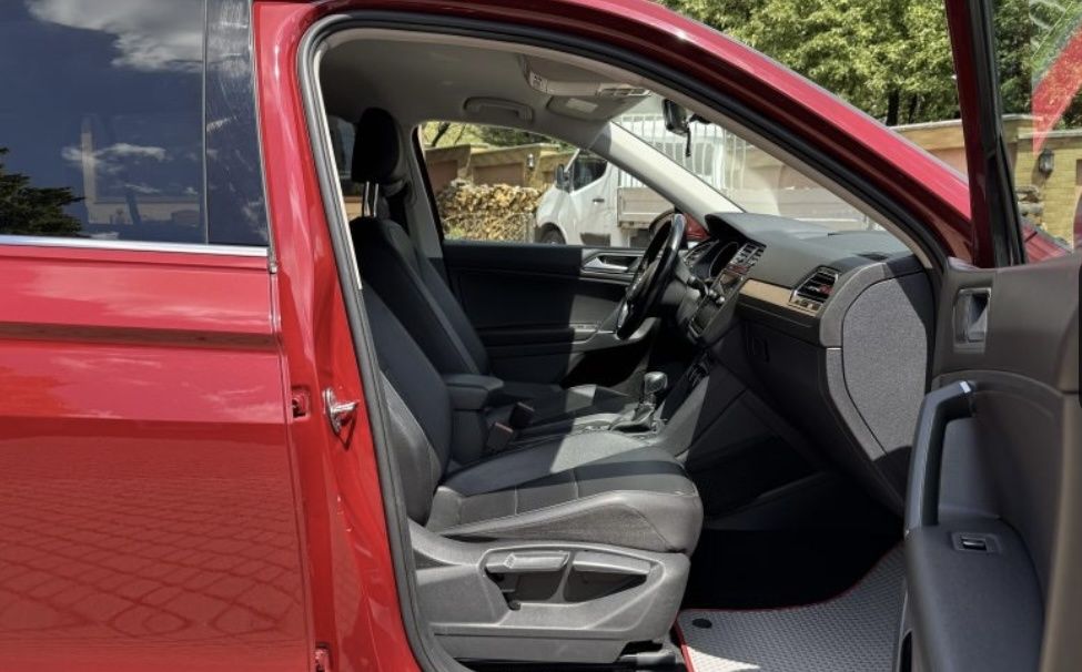 Фольксваген Тігуан 2017 2.0TSI SE+