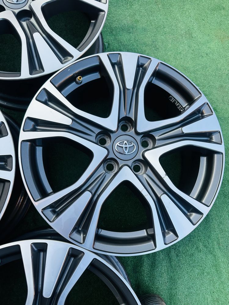 Диски 5/114.3 R17 Toyota 7J ET-39 з датчиками тиску