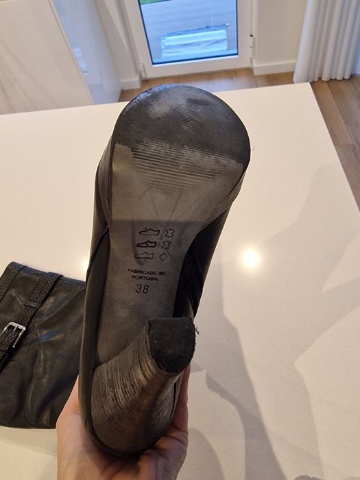 Botas de pele pretas cano alto Gianna tamanho 38 novas